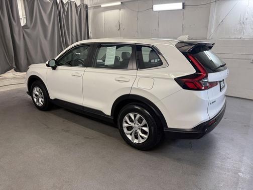 Platinum White Pearl 2023 Honda CR-V LX AWD