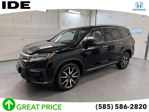 2022 Honda Pilot Touring 8-Passenger