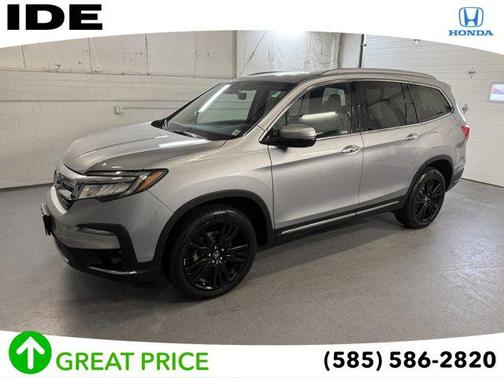 2022 Honda Pilot Touring 8-Passenger