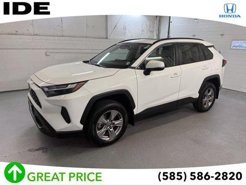 2022 Toyota RAV4 XLE