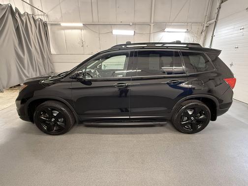 Black 2021 Honda Passport AWD Elite