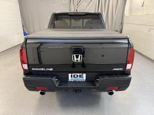 2022 Honda Ridgeline Black
