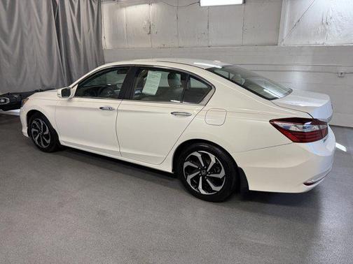 2017 Honda Accord EX w/Honda Sensing