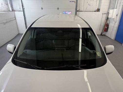 Platinum White Pearl 2023 Honda Pilot AWD EX-L 8 Passenger