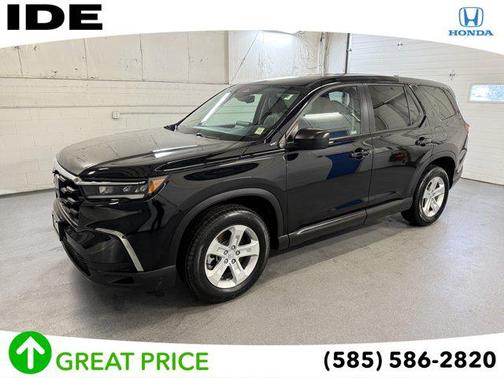 Crystal Black Pearl 2023 Honda Pilot AWD LX