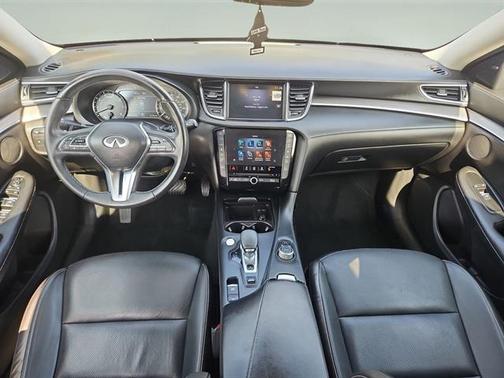 2022 INFINITI QX50 LUXE AWD
