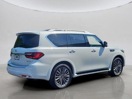 2021 INFINITI QX80 SENSORY