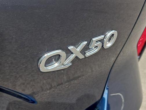 2025 INFINITI QX50 Luxe AWD