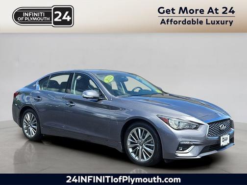 2022 INFINITI Q50 LUXE