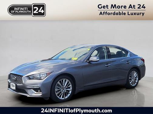 2022 INFINITI Q50 LUXE
