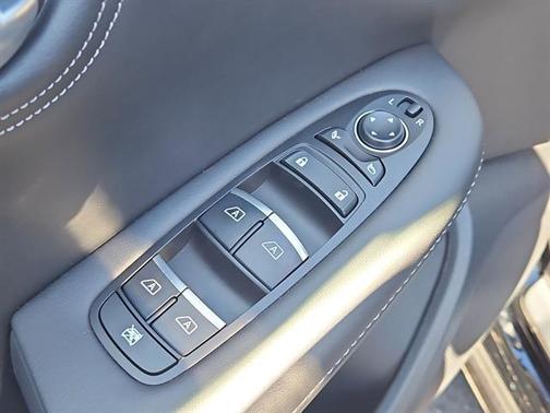 2025 INFINITI QX55 ESSENTIAL