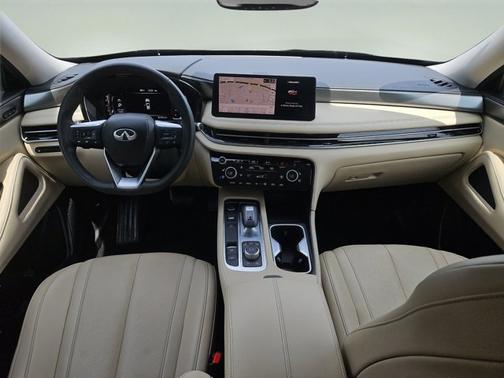 2022 INFINITI QX60 LUXE