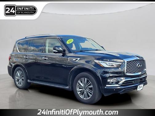 2022 INFINITI QX80 LUXE