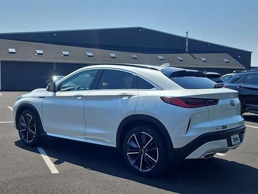 2025 INFINITI QX55 LUXE