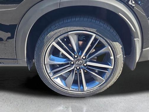 2025 INFINITI QX55 LUXE