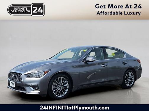 2022 INFINITI Q50 LUXE