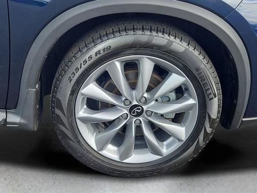 2022 INFINITI QX50 LUXE AWD