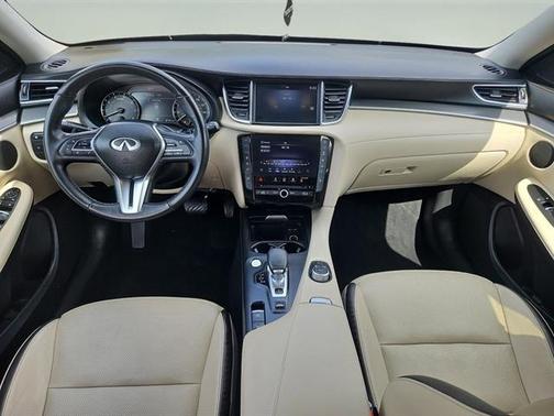 2022 INFINITI QX50 LUXE AWD