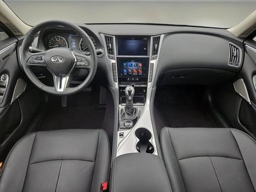 2023 INFINITI Q50 LUXE
