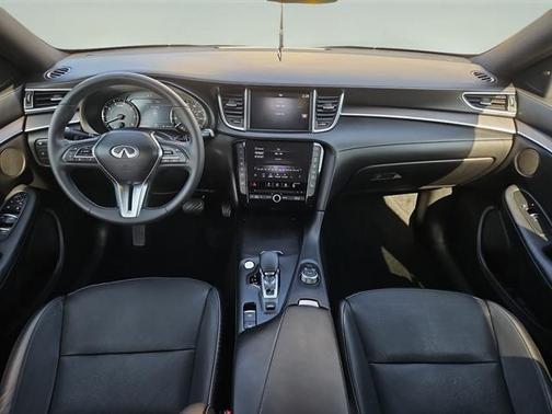 2022 INFINITI QX50 LUXE AWD