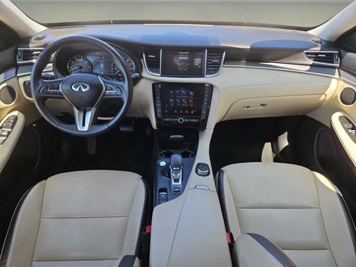 2022 INFINITI QX50 LUXE