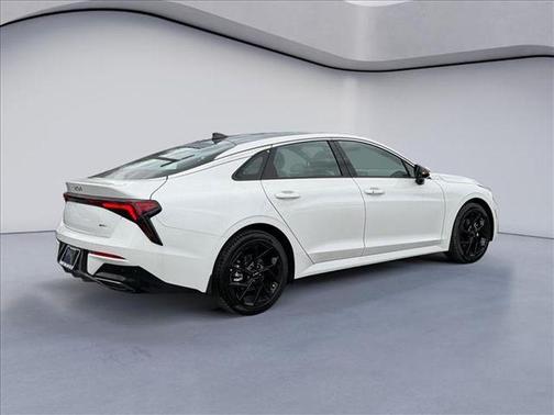 Snow White Pearl 2026 Kia K5 GT-Line FWD