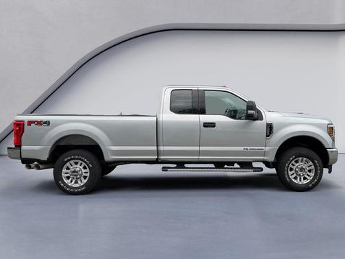 Ingot Silver Metallic 2019 Ford F-350 XLT