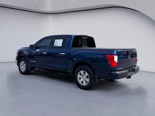 Deep Blue Pearl 2017 Nissan Titan SV