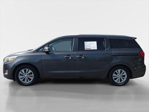 2015 Kia Sedona LX
