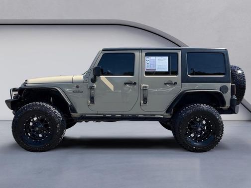 Gobi Clearcoat 2018 Jeep Wrangler JK Unlimited Freedom Edition