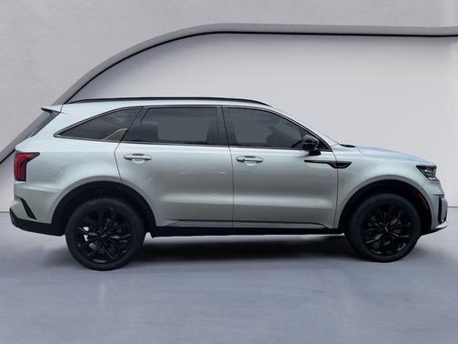 Sparkling Silver 2021 Kia Sorento SX