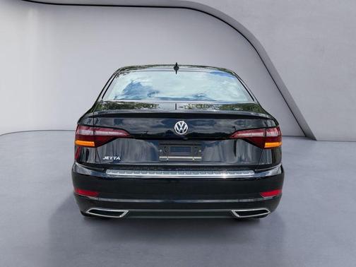 Deep Black Pearl 2019 Volkswagen Jetta 1.4T R-Line