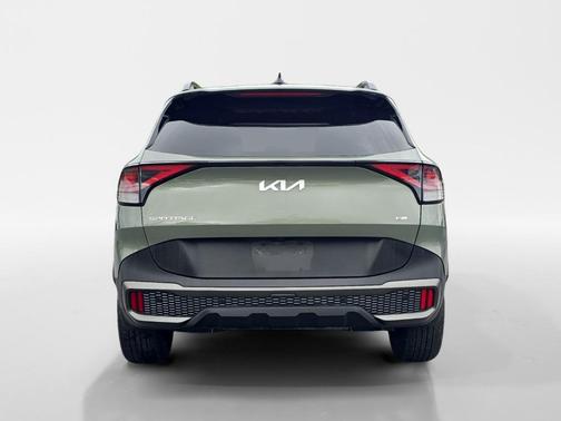 Jungle Green 2024 Kia Sportage X-Line