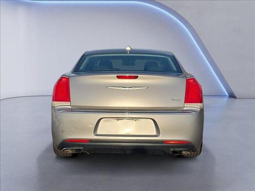 2015 Chrysler 300 Limited