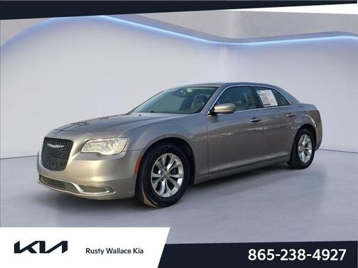 2015 Chrysler 300 Limited