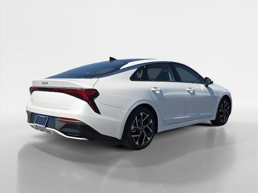 2025 Kia K5 EX