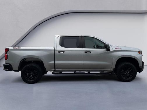 Silver Ice Metallic 2020 Chevrolet Silverado 1500 Custom Trail Boss