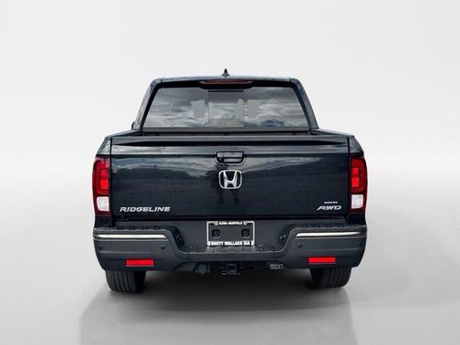 2020 Honda Ridgeline Black