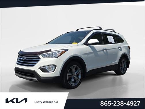 2016 Hyundai SANTA FE SE