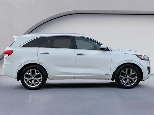 2016 Kia Sorento SX
