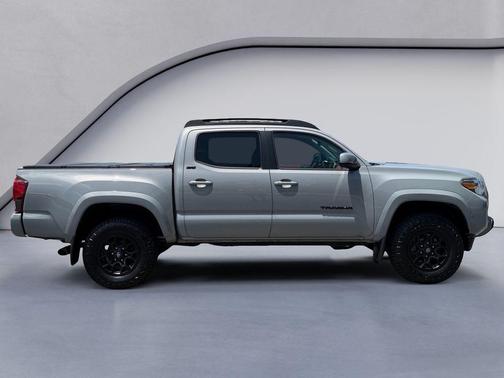 Cement 2021 Toyota Tacoma SR5