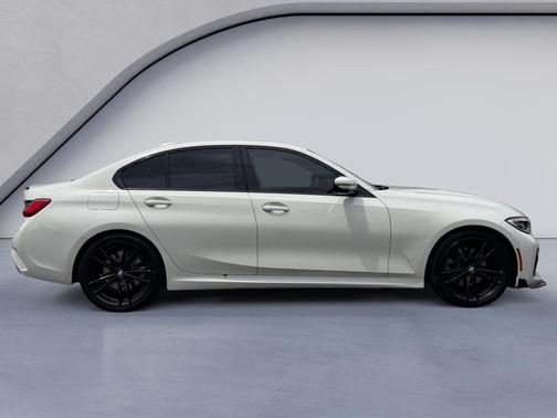Alpine White 2019 BMW 330 330i