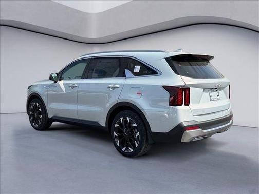 Ivory Silver 2026 Kia Sorento SX