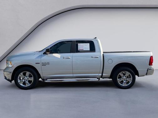 Bright Silver Metallic Clearcoat 2019 RAM 1500 Big Horn