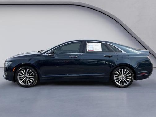 2020 Lincoln MKZ Standard