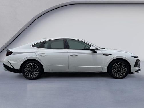 Serenity White 2024 Hyundai SONATA Hybrid SE