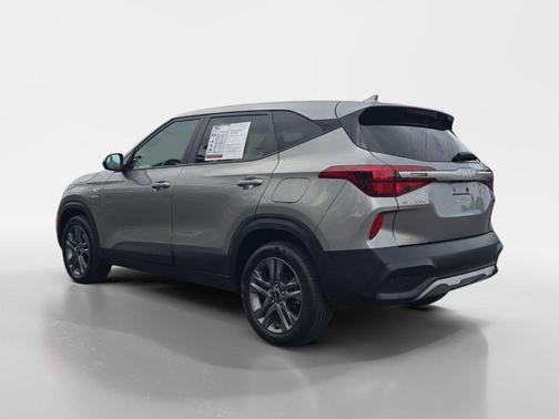 2023 Kia Seltos LX
