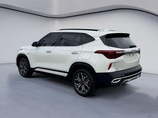 2022 Kia Seltos SX Turbo