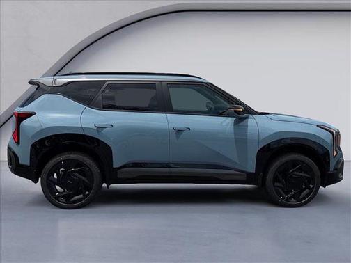 Frost Blue 2027 Kia Seltos X-Line SX