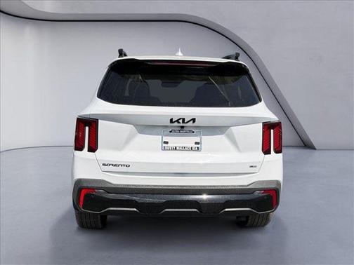 Glacial White Pearl 2026 Kia Sorento SX